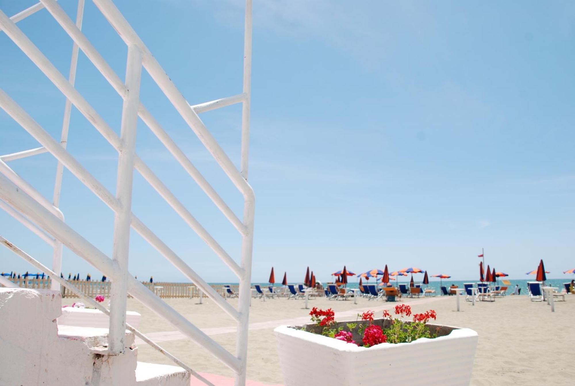 Hotel Villa Eleonora Scauri  Dış mekan fotoğraf